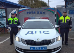 Полицейские помогли экстренно доставить в Славянскую ЦРБ двухлетнюю девочку